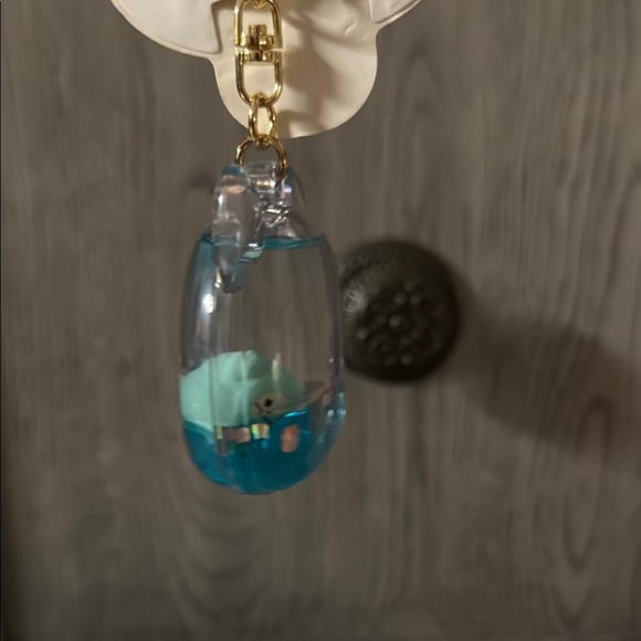 Squishmallows Blue Keychain - Picture 3 of 3